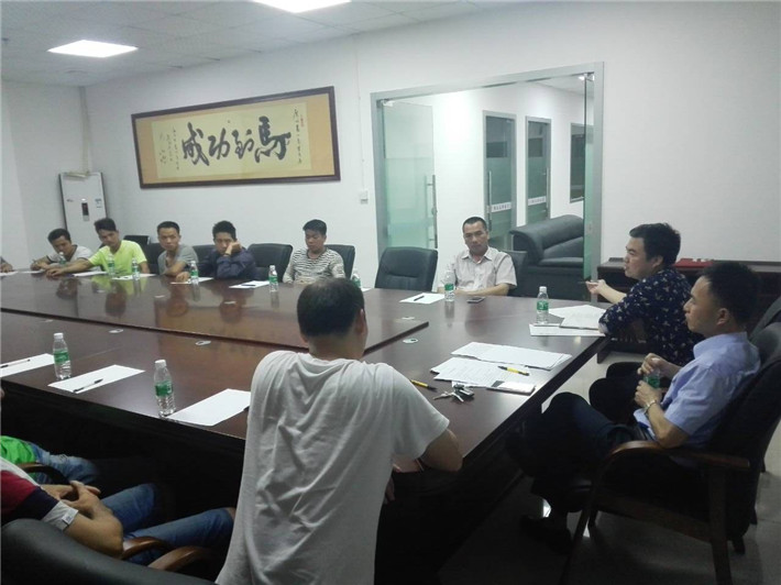 管理人員到佛山對從業(yè)人員進(jìn)行培訓(xùn)_副本.jpg